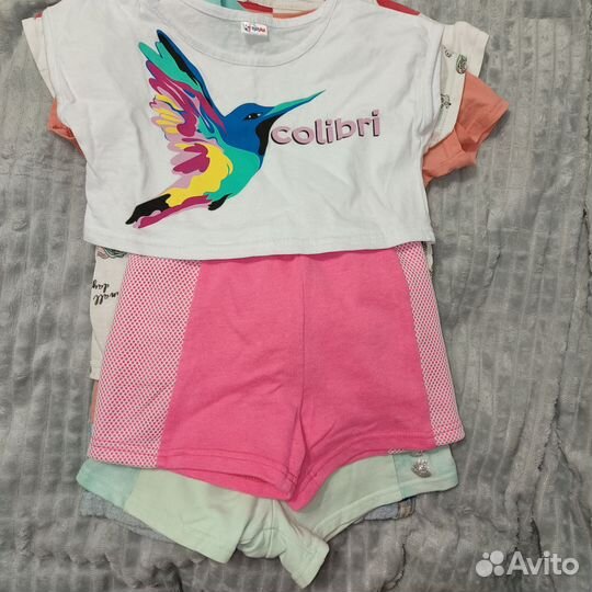 Вещи для девочки 110см