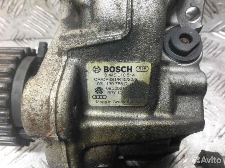 Насос топливный (тнвд) Volkswagen Golf