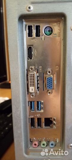 Материнская плата с процессором