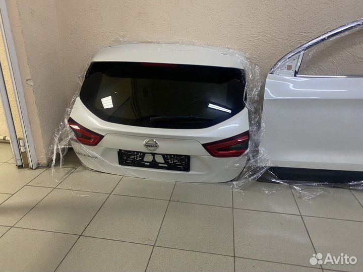 Nissan Qashqai 2013-22 г J11 крышка багажника