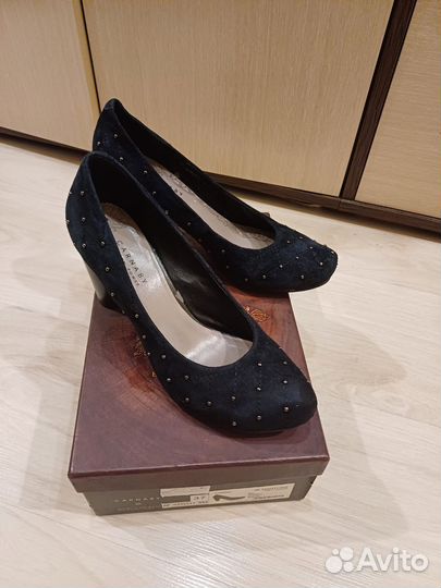 Туфли женские Carnaby 37 размер