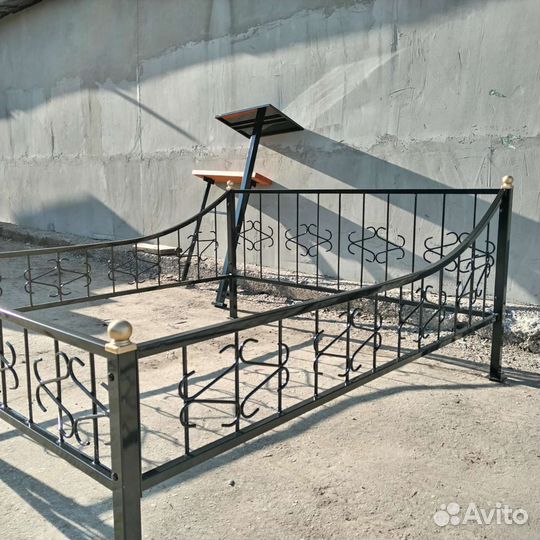 Готовая оградка,стол, лавка на могилу