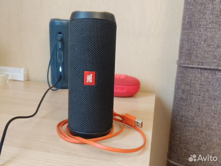 Колонка jbl flip 4