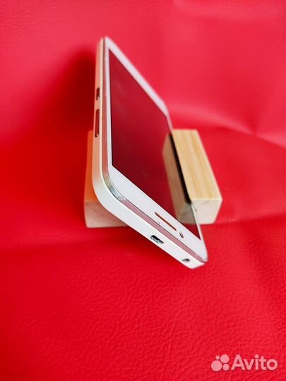 Подставка для телефона