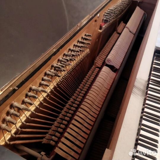 Антикварное немецкое пианино