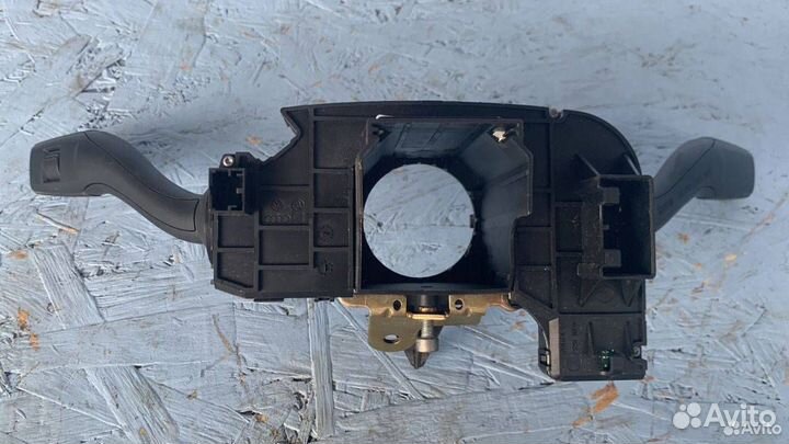 Переключатель подрулевой (стрекоза) Audi A4 B7