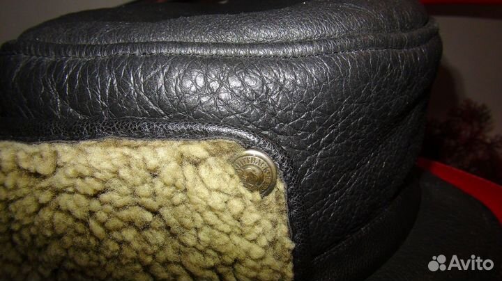 Шапка зимняя из кожи и овчины