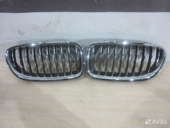 Решетка радиатора BMW 5-серия F10/F11