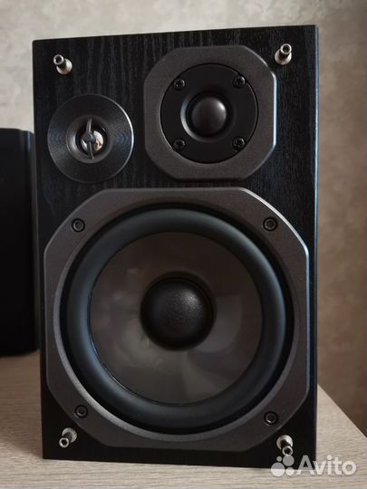 Акустические колонки 