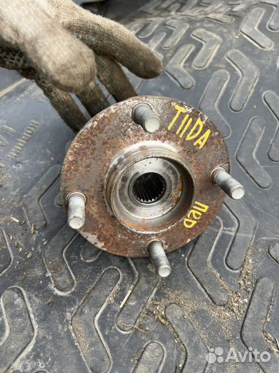 Ступица передняя Nissan Tiida c11 европа