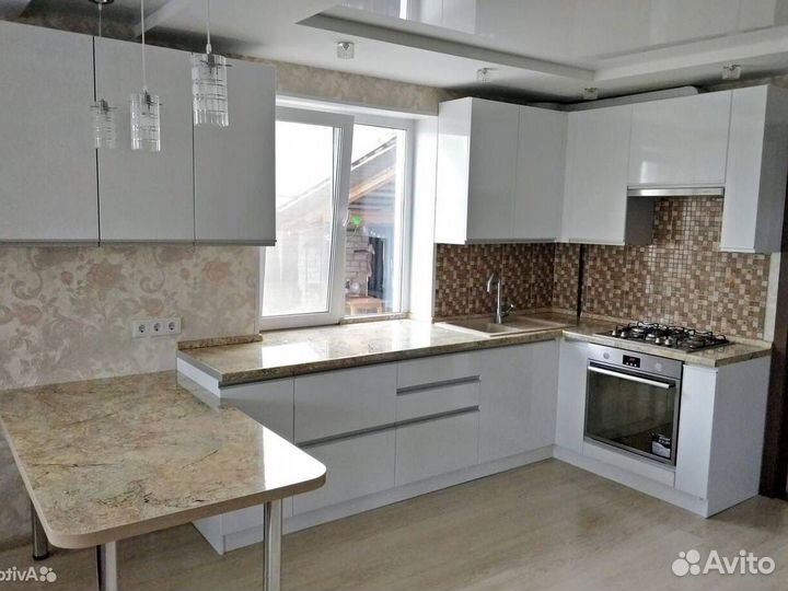 Кухонный гарнитур 