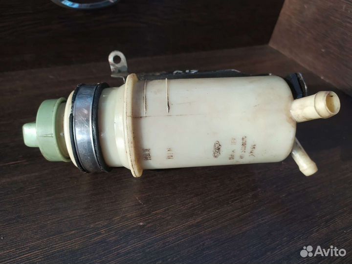 Бачок гур Chery Amulet A15