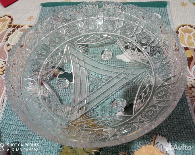 Конфетницы. Фруктовницы. Сахарницы. Хрусталь