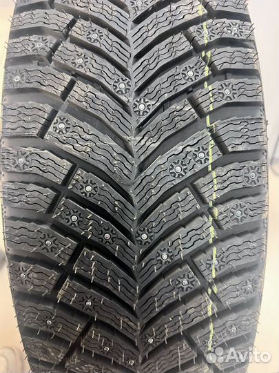 Michelin X-Ice North 4 SUV 235/65 R17