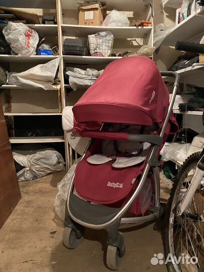 Прогулочная коляска