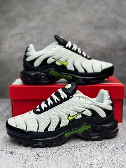 Кроссовки Nike Air Max Tn Plus