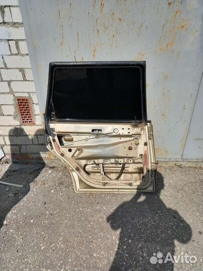 Дверь задняя правая volkswagen passat b3