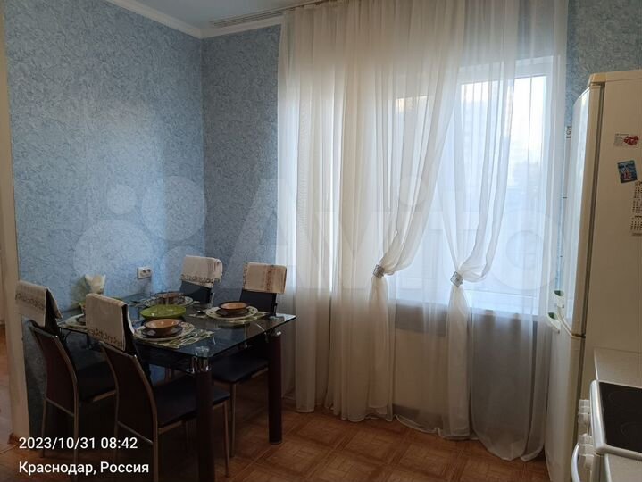2-к. квартира, 68 м², 4/17 эт.