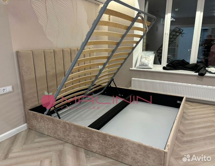 Детская мягкая кровать 90 на 160