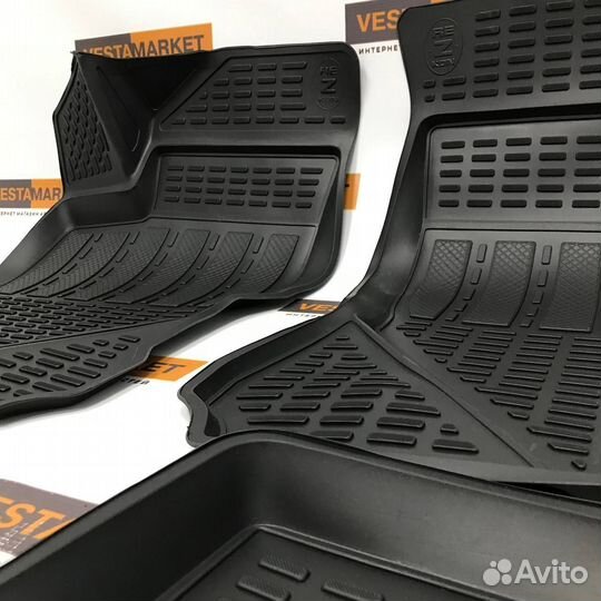 Комплект ковриков салона Гранта Rezkon (мягкие)