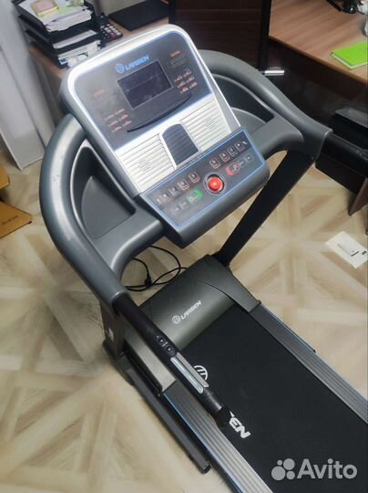 Беговая дорожка Larsen