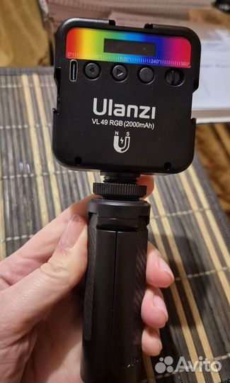 Осветитель Ulanzi VL49 RGB Mini LED Video