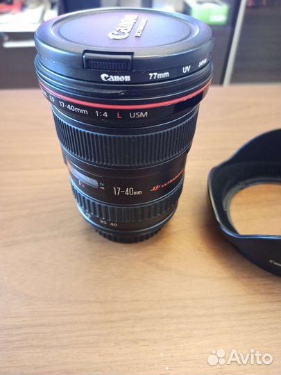 Объектив Canon EF 17-40mm f/4L USM