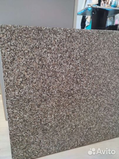 Кусок столешницы с кромкой 60 см