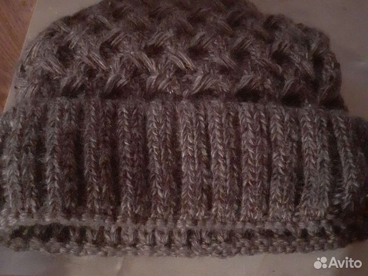 Шапка женская вязаная