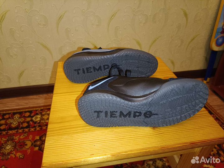 Футзалки детские Nike