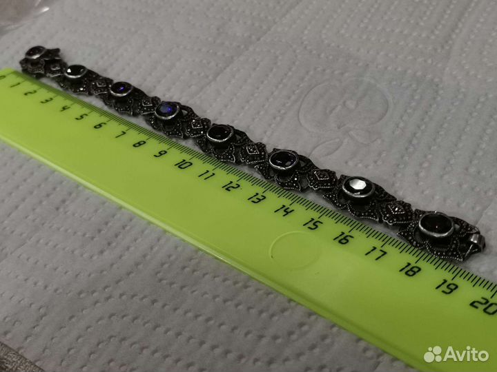 Красивая серебряная гарнитура: браслет и кольцо