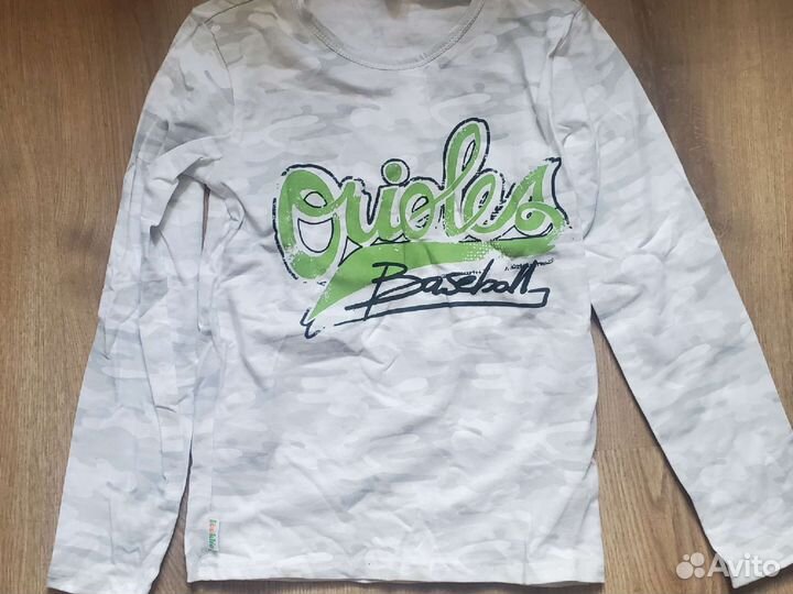 Новый костюм (жилетка, лонг и брюки) 122-128 разм