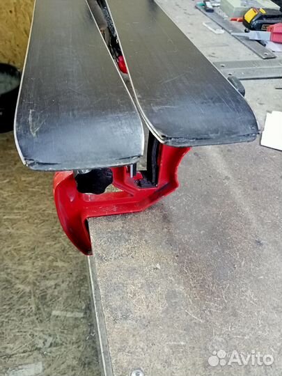 Горные лыжи Atomic Race SL 137