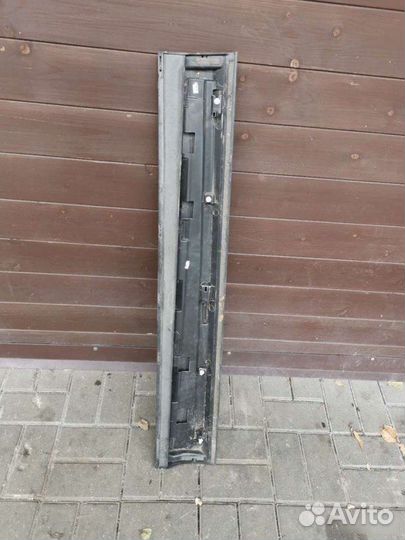 Молдинг передней правой двери Audi Q3 8U 2012