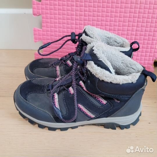 Ботинки р.35 для девочки 22,3-23 см б/у