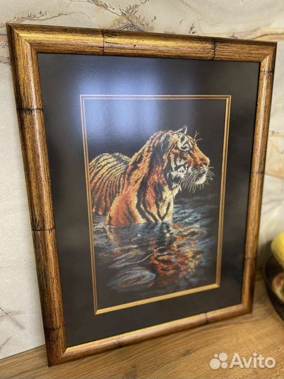 Картина (вышивка )