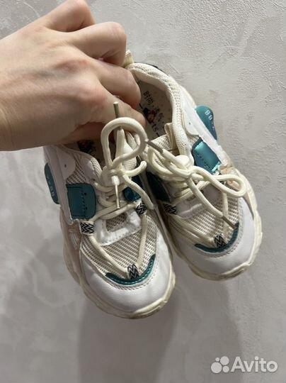 Кроссовки детские 27 размер