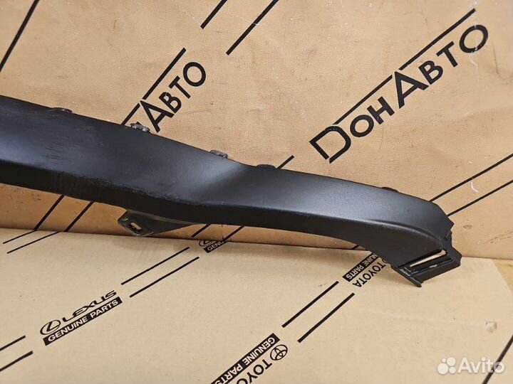Накладка бампера передняя правая Lexus Rx 4