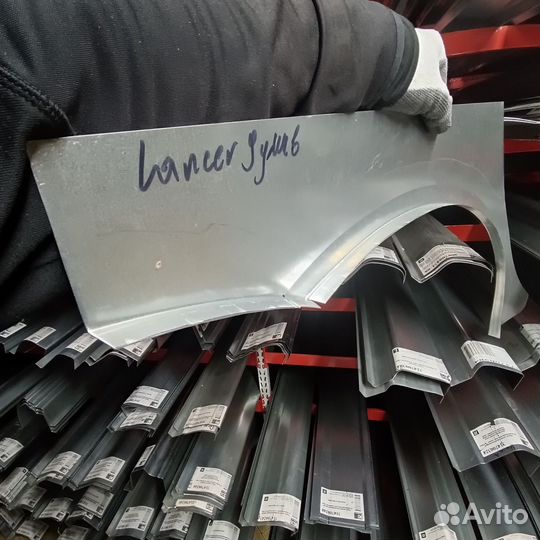 Арка левая Mitsubishi Lancer IX универсал