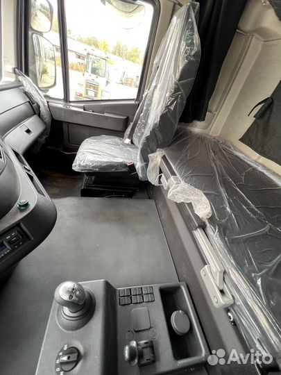 IVECO-Hongyan Genlyon C500, 2023