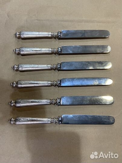 Антикварный набор столовых ножей, серебро