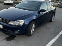 Volkswagen Jetta 1.4 AMT, 2011, 138 000 км, с пробегом, цена 750 000 руб.