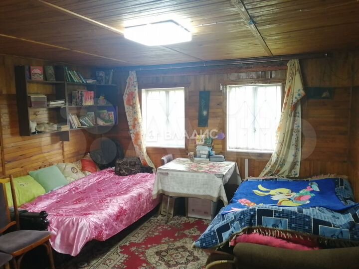 Дом 26 м² на участке 10,9 сот.