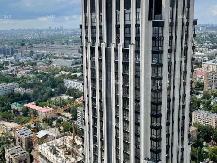 Продам торговое помещение, 135.8 м²