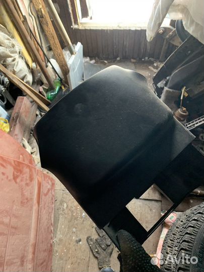 Кожух рулевой колонки mitsubishi lancer 10