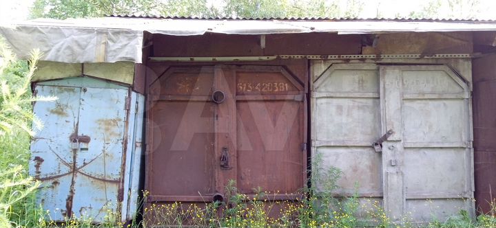 Гараж, > 30 м²