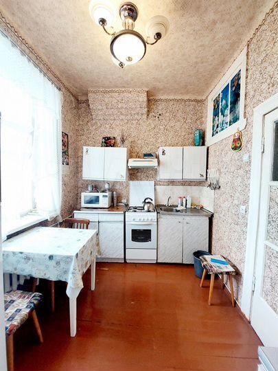 2-к. квартира, 45 м², 3/3 эт.