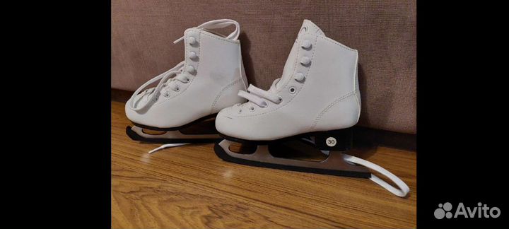 Коньки ледовые фигурные