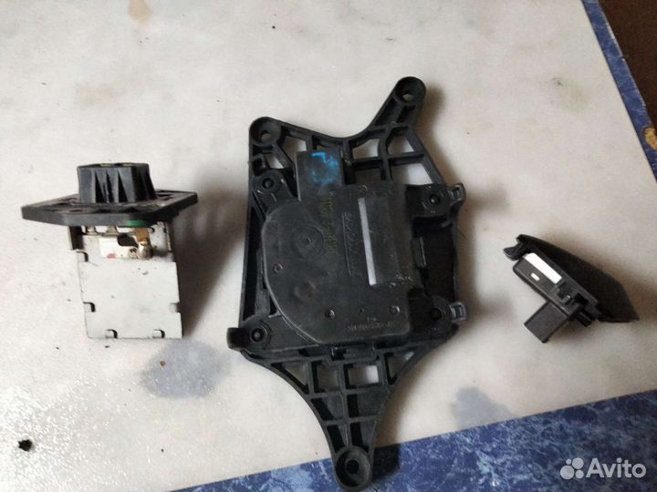 Актуатор kia rio 3