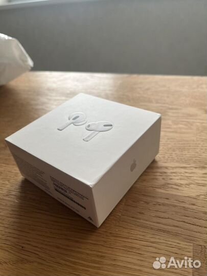 Кейс от airpods pro with MagSafe